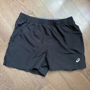 ASICS running shorts with liner women’s size small